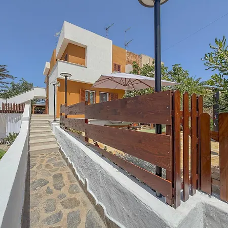 Nuovo - Pergola Con Bbq - 2 - By Host Hero * Stintino